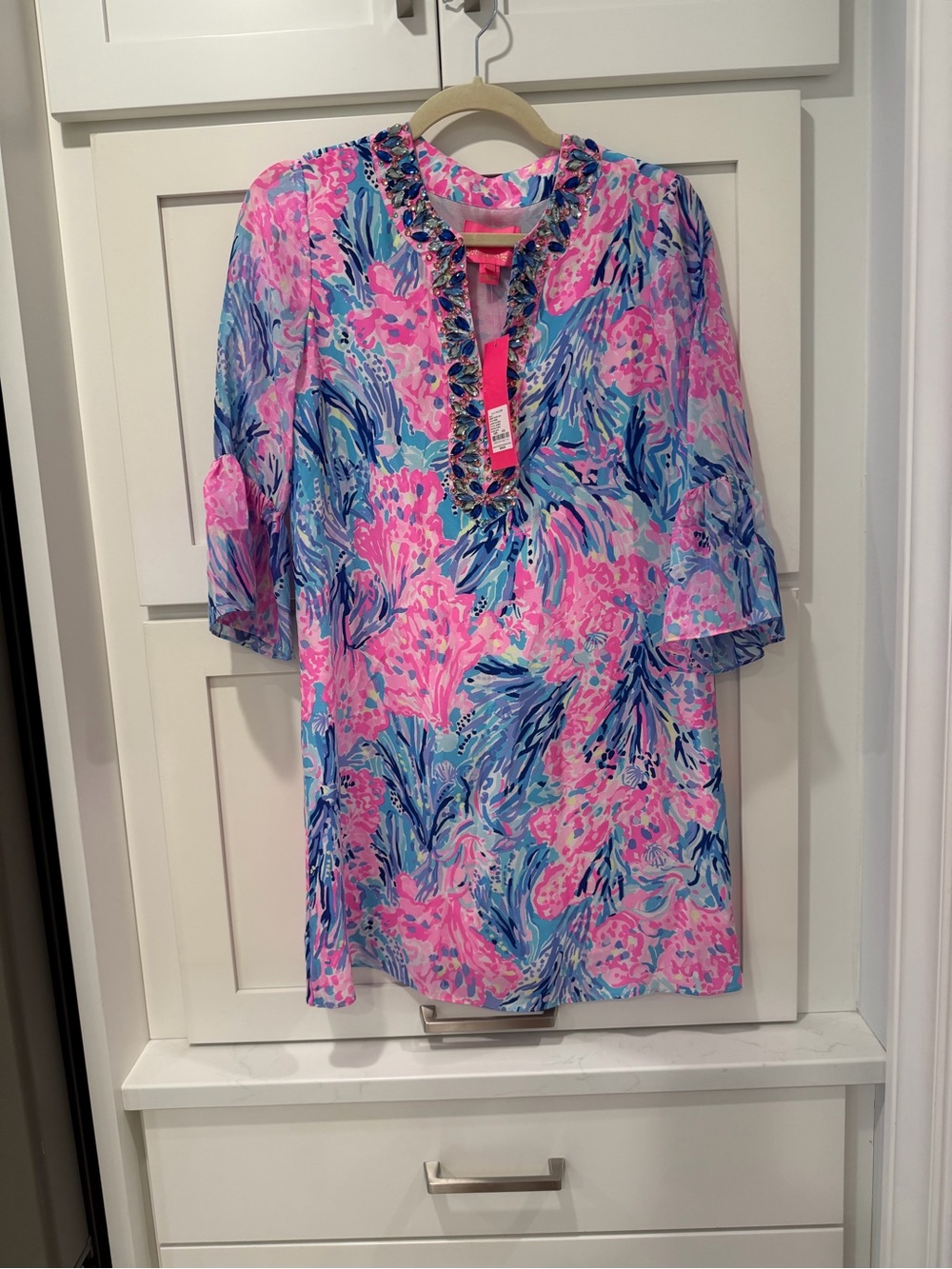 Lilly Pulitzer elenora silk dress Pink & Blue Floral Beaded V-Neck